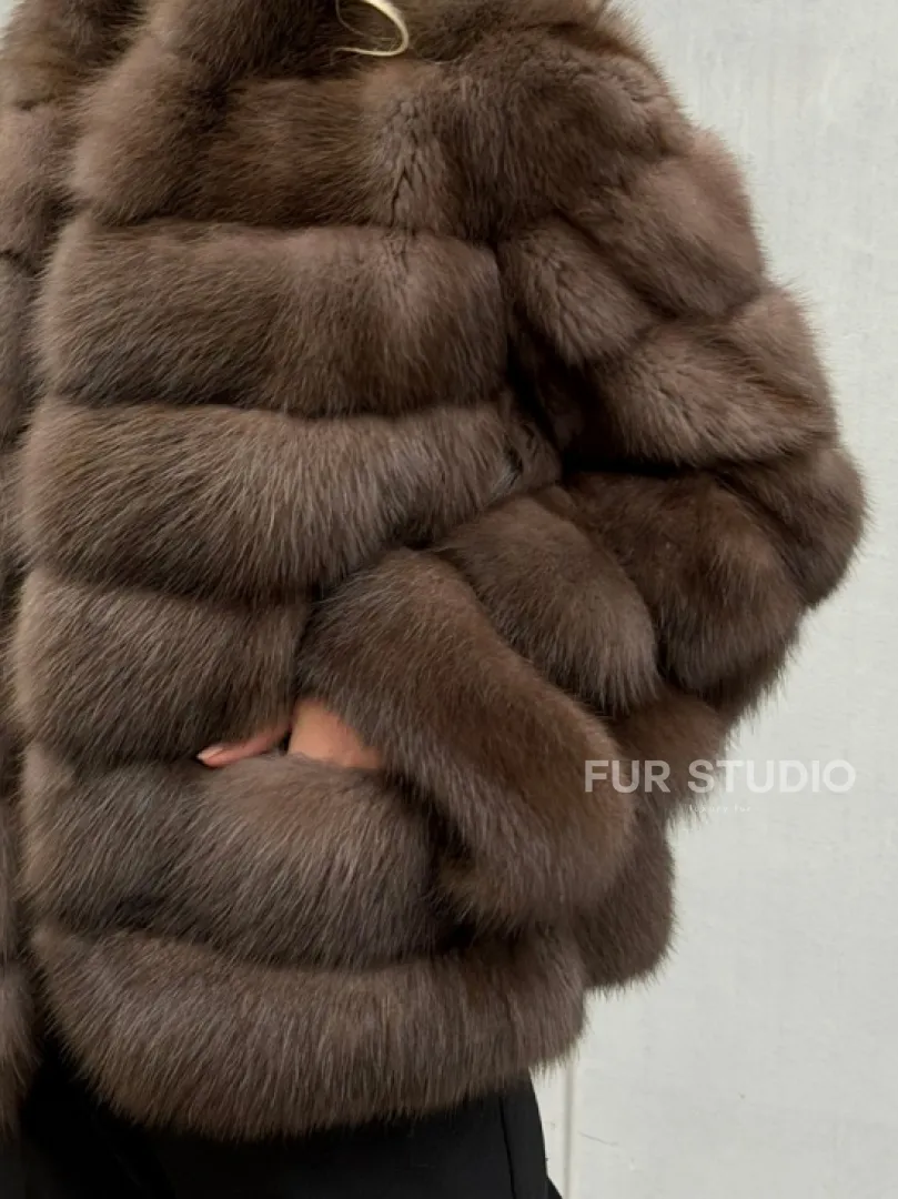 Меховой жакет из куницы