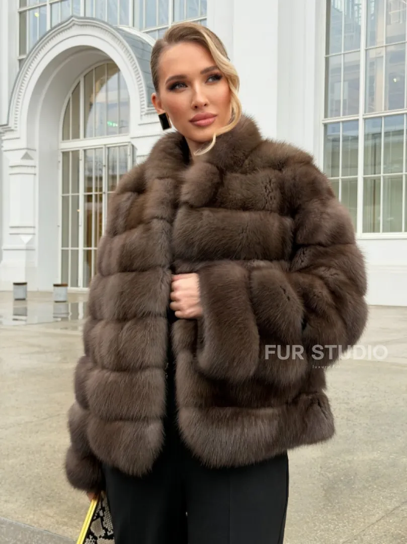 Меховой жакет из куницы - фото 16