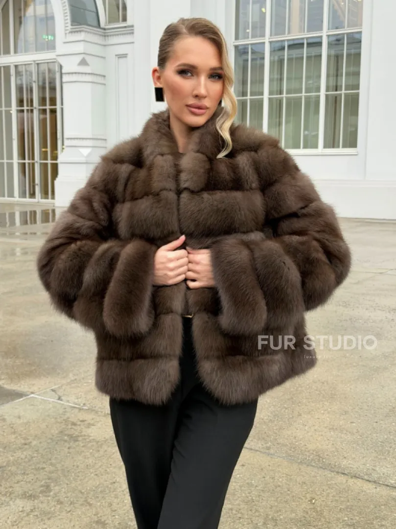 Меховой жакет из куницы