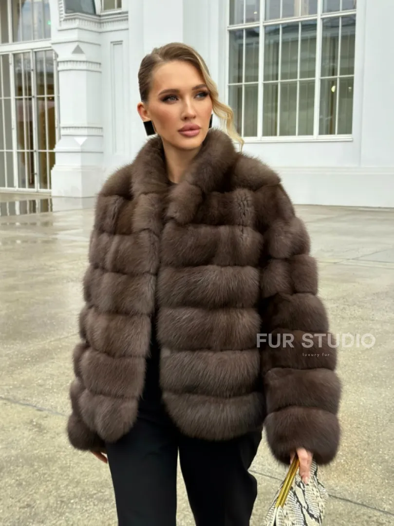 Меховой жакет из куницы