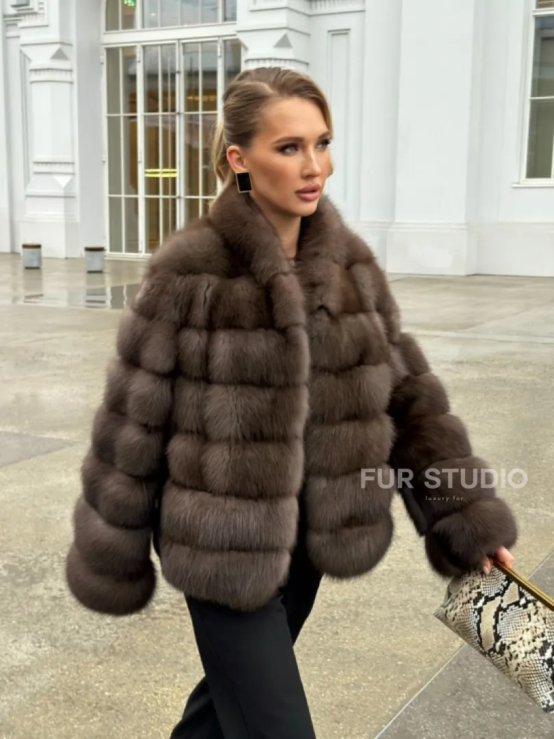 Меховой жакет из куницы