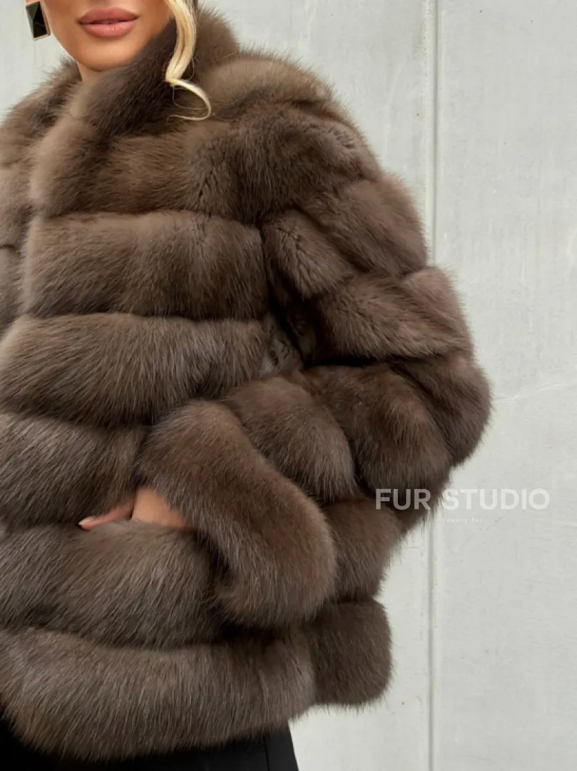 Меховой жакет из куницы