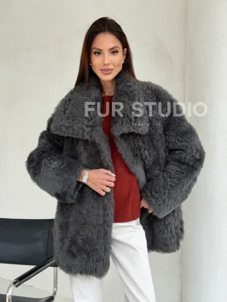 Серая дубленка из тиградо - фото 11