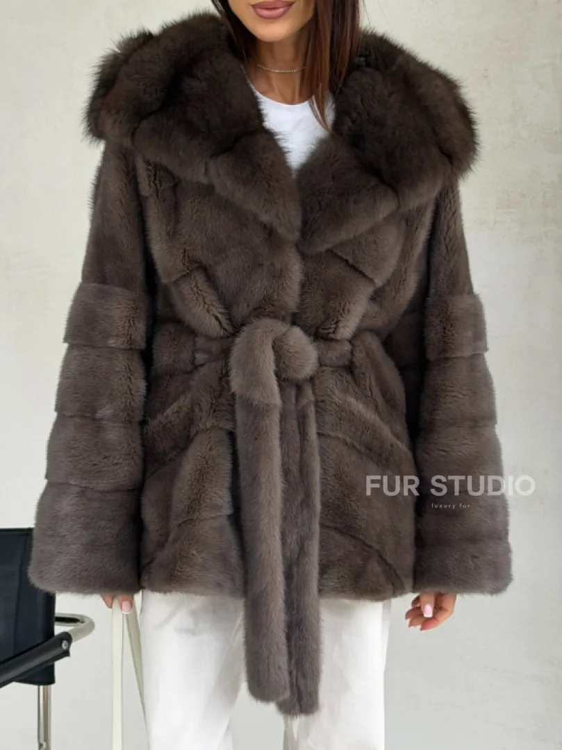 Меховой норковый полушубок с капюшоном куница - фото 4