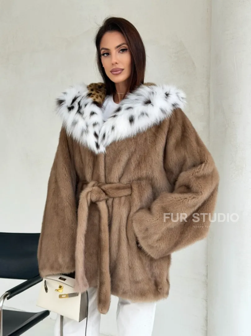 Шуба норковая пастель в роспуск с капюшоном под рысь