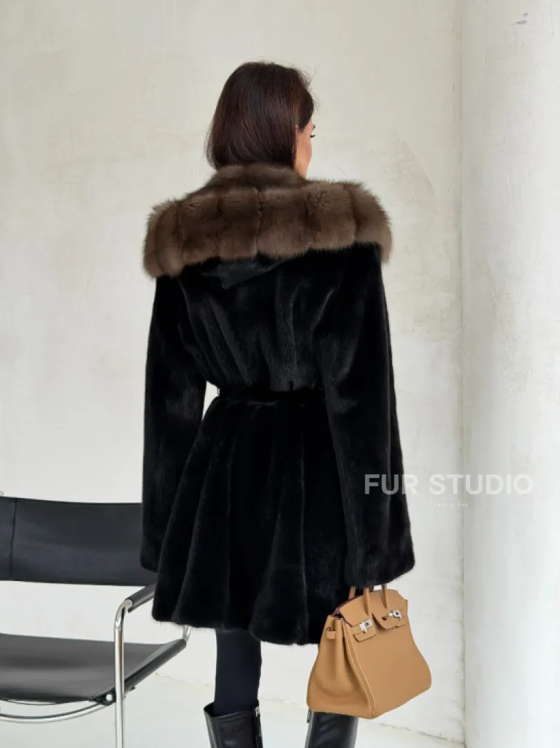 Черная норковая шуба средней длины - капюшон куница - фото 13