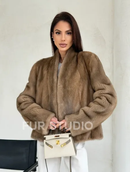 Укороченная шуба из натурального меха норки - пастель - фото 8