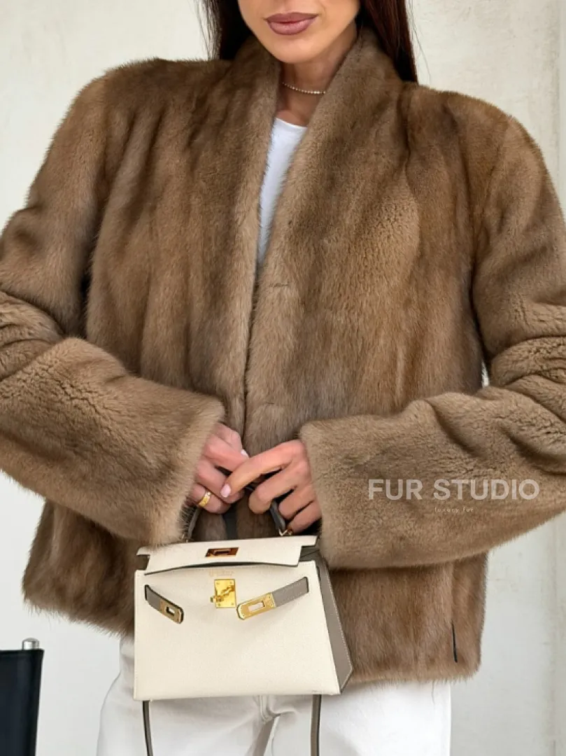 Укороченная шуба из натурального меха норки - пастель - фото 3