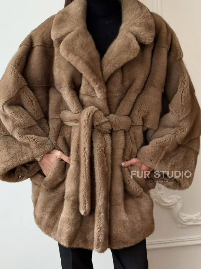 Норка пастель английский воротник летучая мышь