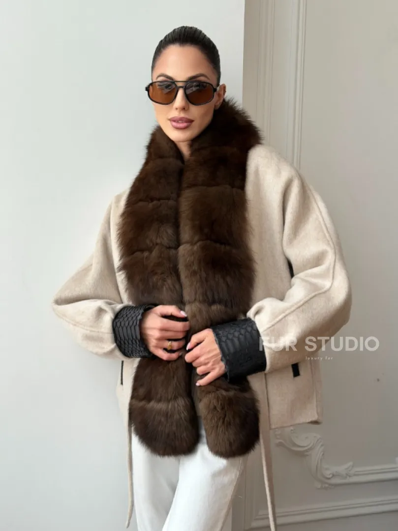 Женское шерстяное полупальто с мехом - фото 12