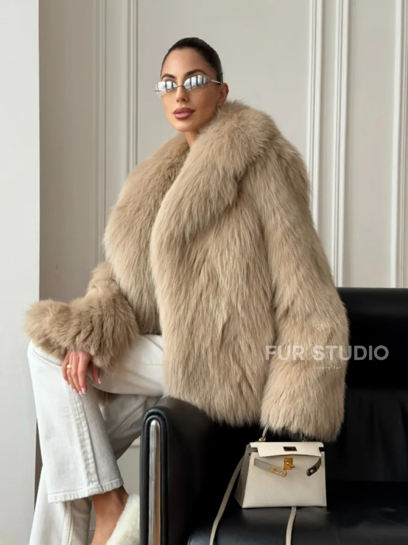 Шуба из лисы в росшив