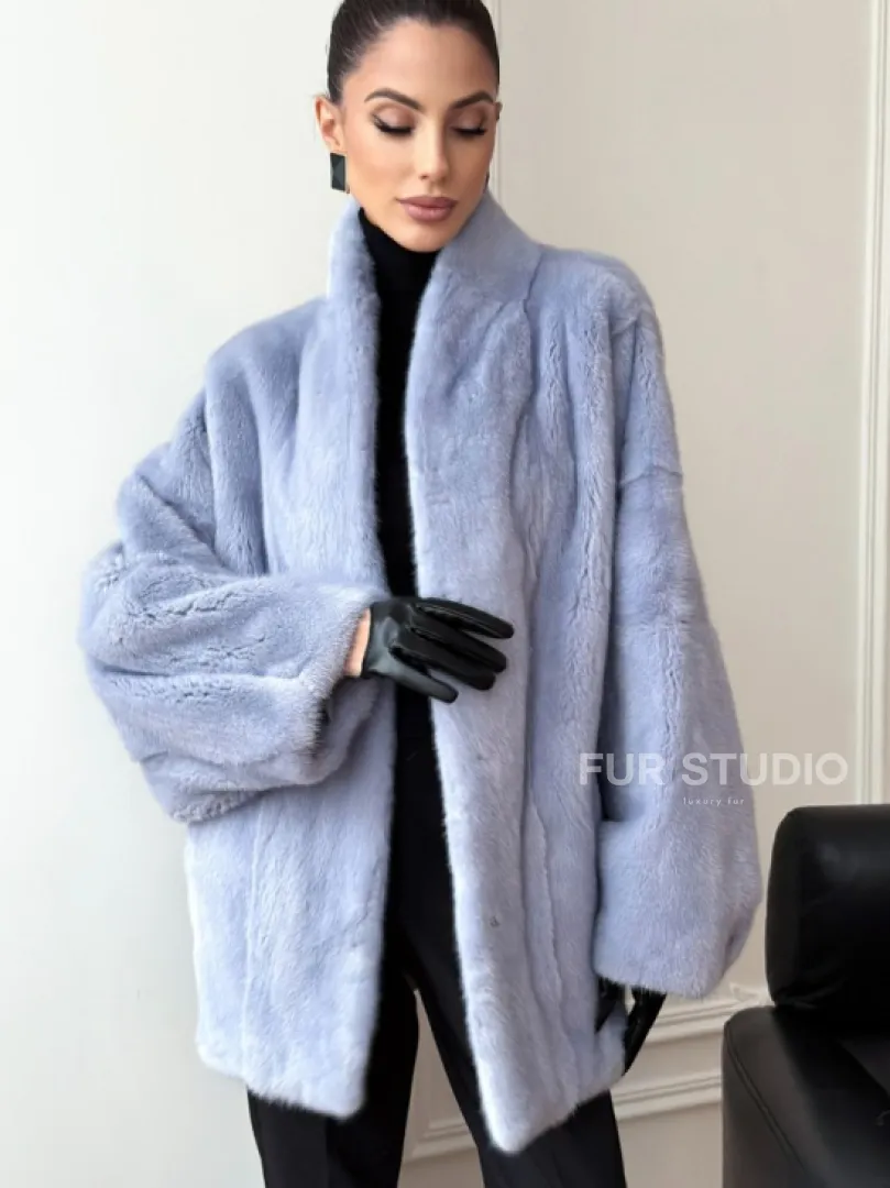 Голубой норковый полушубок - летучая мышь