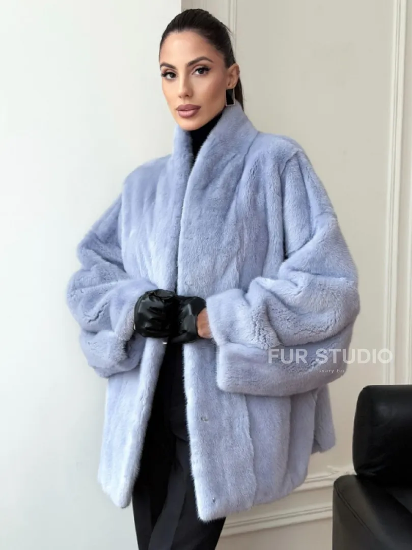 Голубой норковый полушубок - летучая мышь