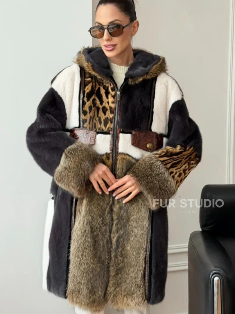 Комбинированная норковая шуба с капюшоном - фото 6