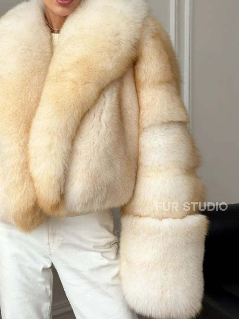 Шуба короткая из меха финского песца - фото 2