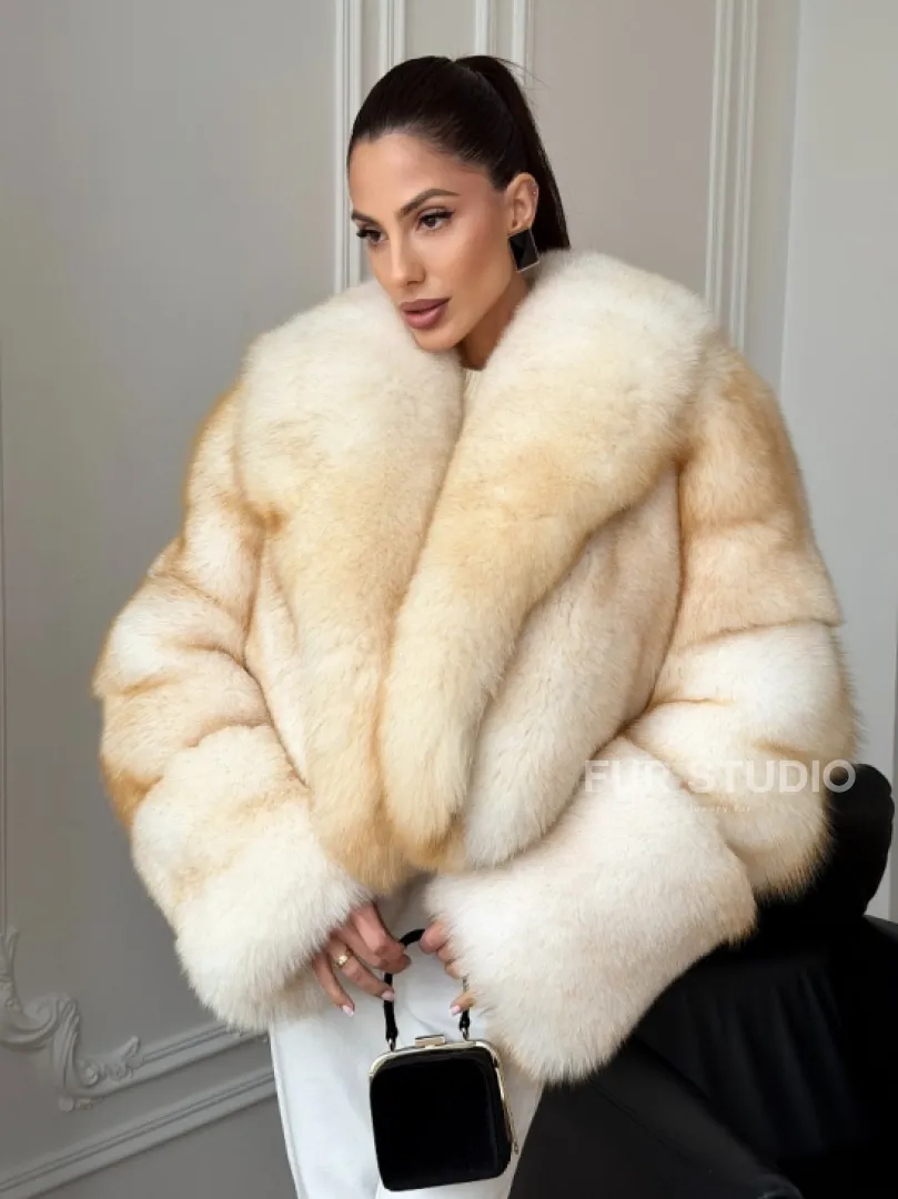 Шуба короткая из меха финского песца - фото 9