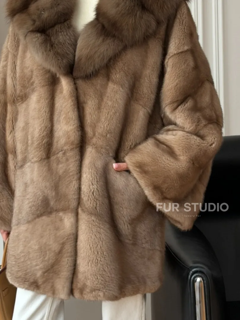 Шуба норковая с капюшоном куница - фото 1