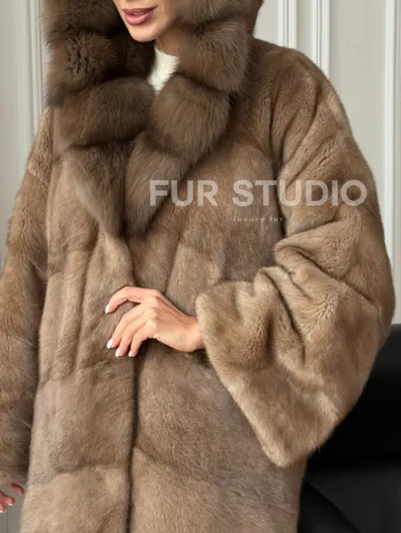 Шуба норковая с капюшоном куница - фото 2