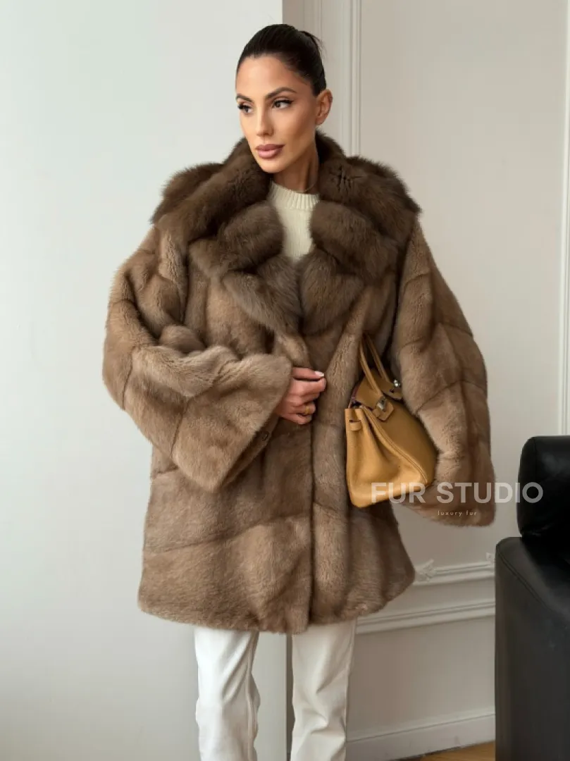 Шуба норковая с капюшоном куница