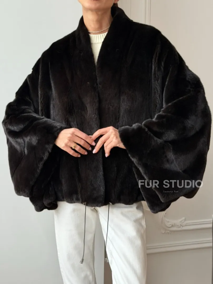 Короткая норковая шуба - пончо