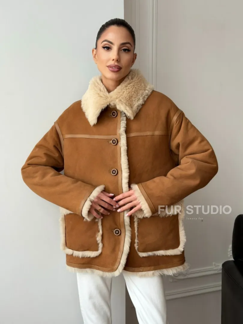 Двухсторонняя женская замшевая дубленка - фото 15