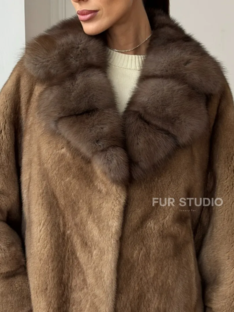 Норковый полушубок с воротником куницы 70 см - фото 1