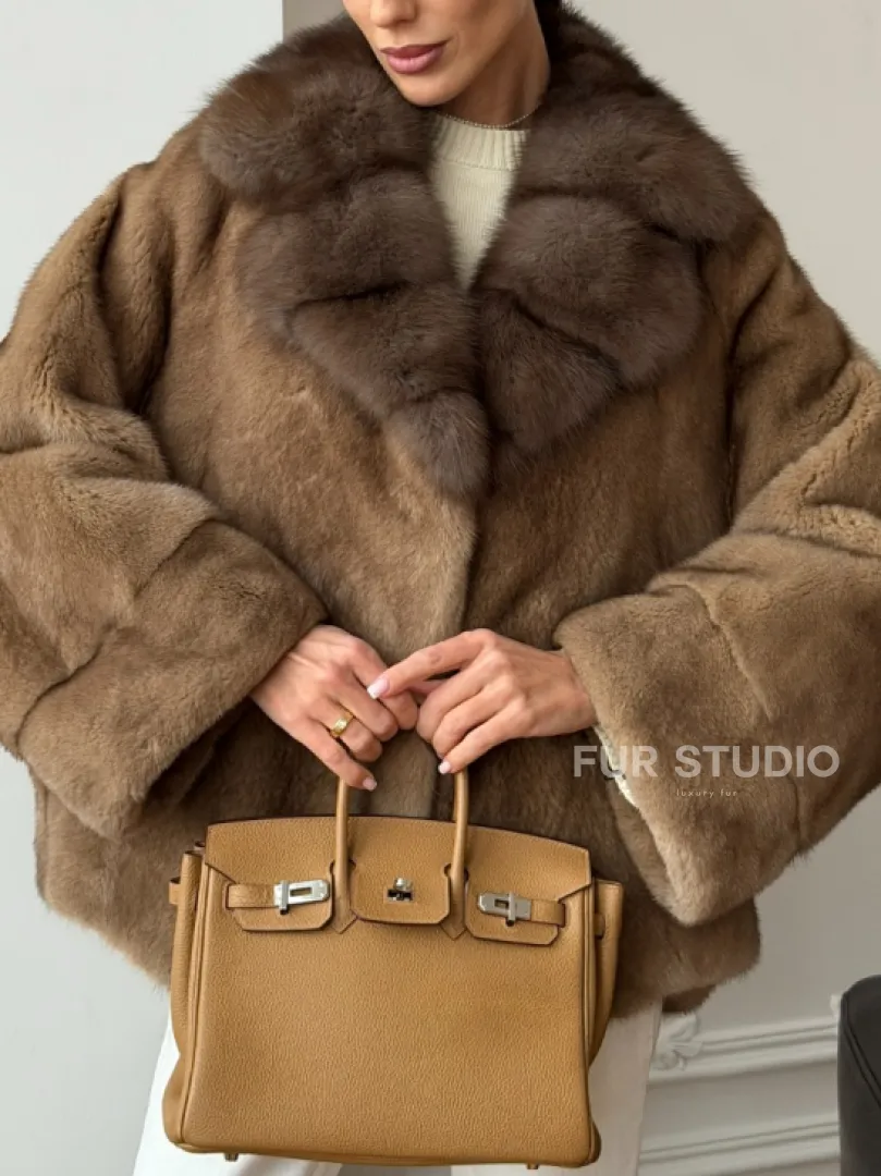 Норковый полушубок с воротником куницы 70 см - фото 2