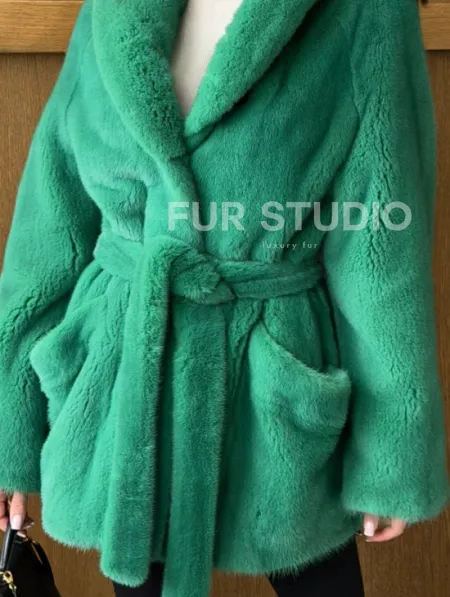 Шуба из плюшевой норки VELVEТ - изумруд - фото 1