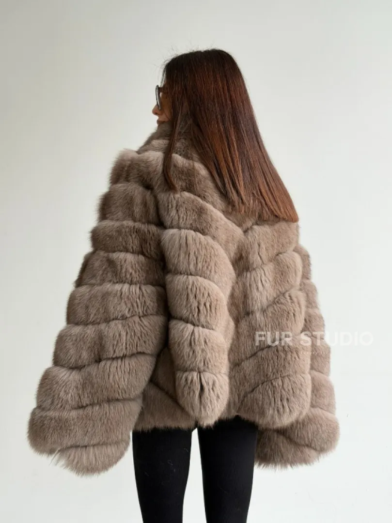 Шуба из меха финского песца