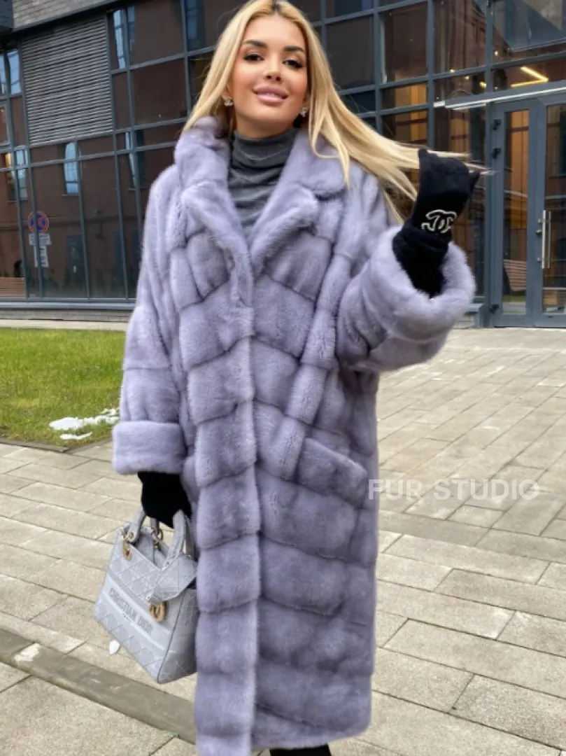 Шуба из меха голубой норки, фасон кимоно