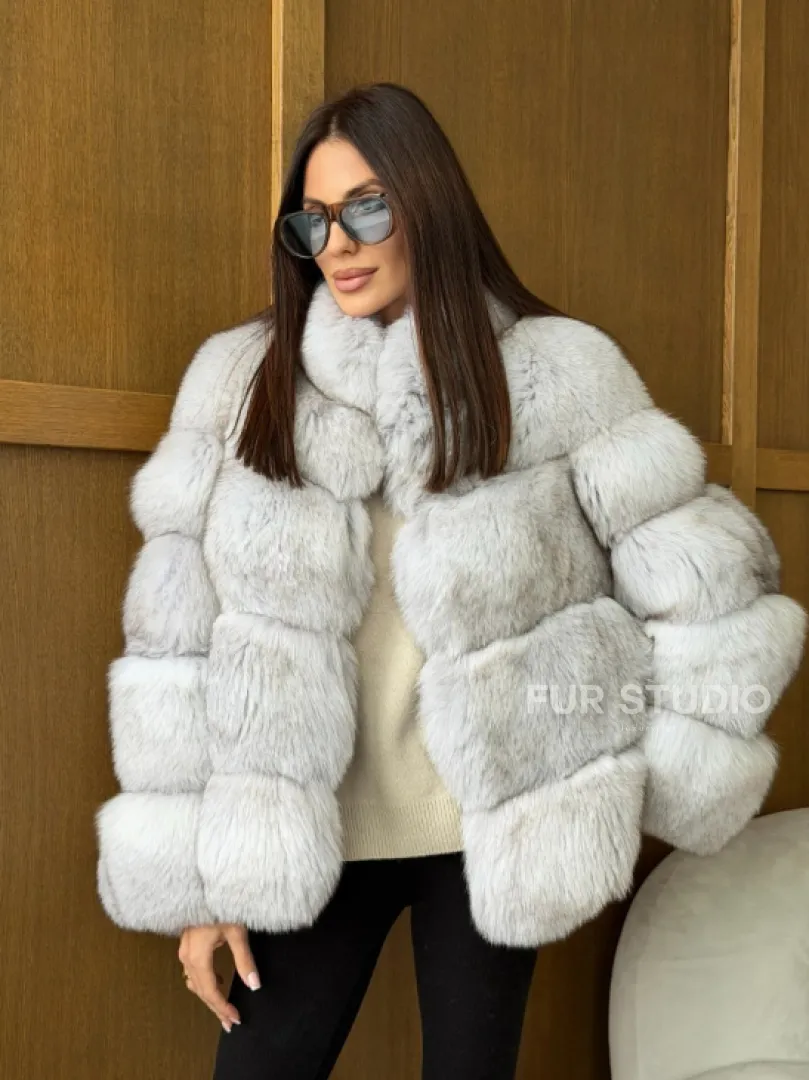 Шуба из натурального песца - стойка воротник