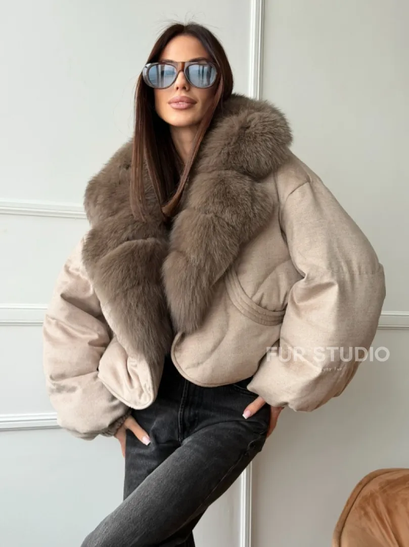 Зимний короткий пуховик с мехом - оверсайз