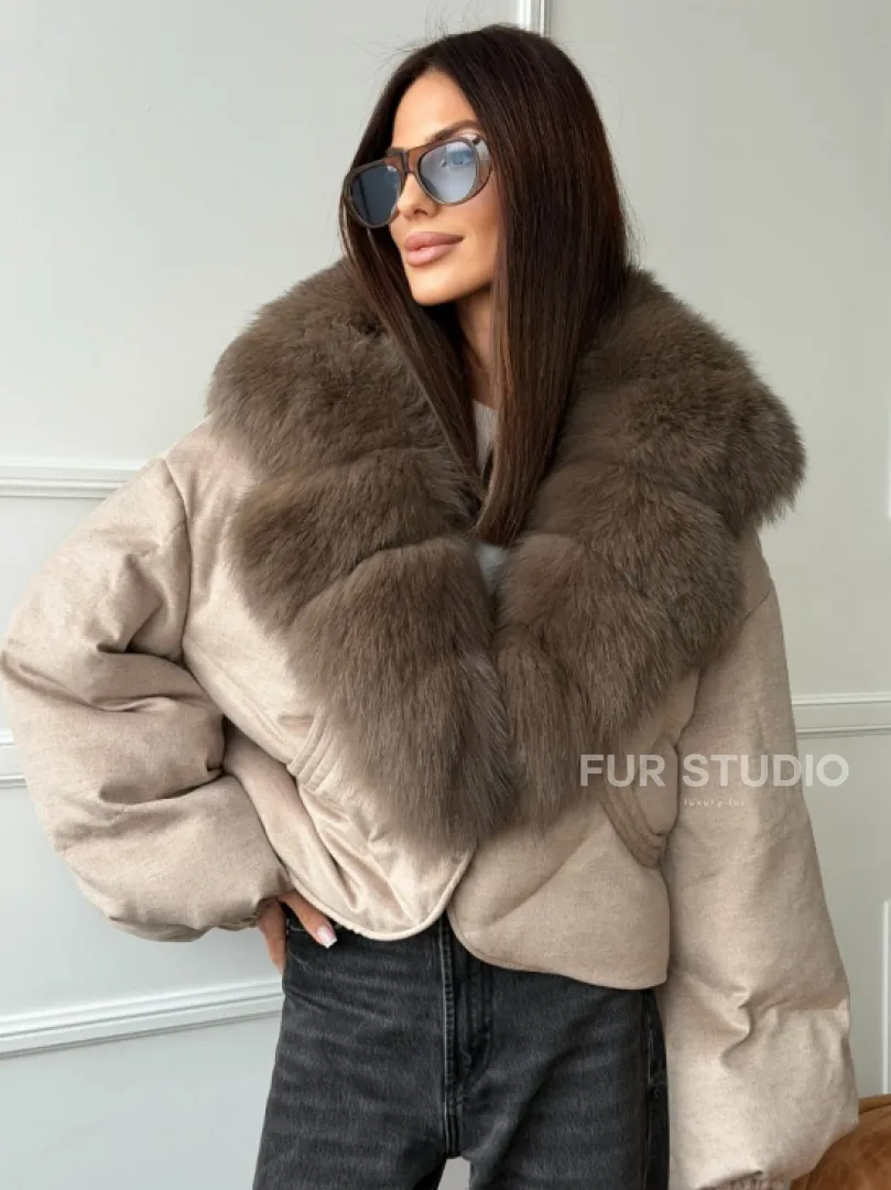 Зимний короткий пуховик с мехом - оверсайз