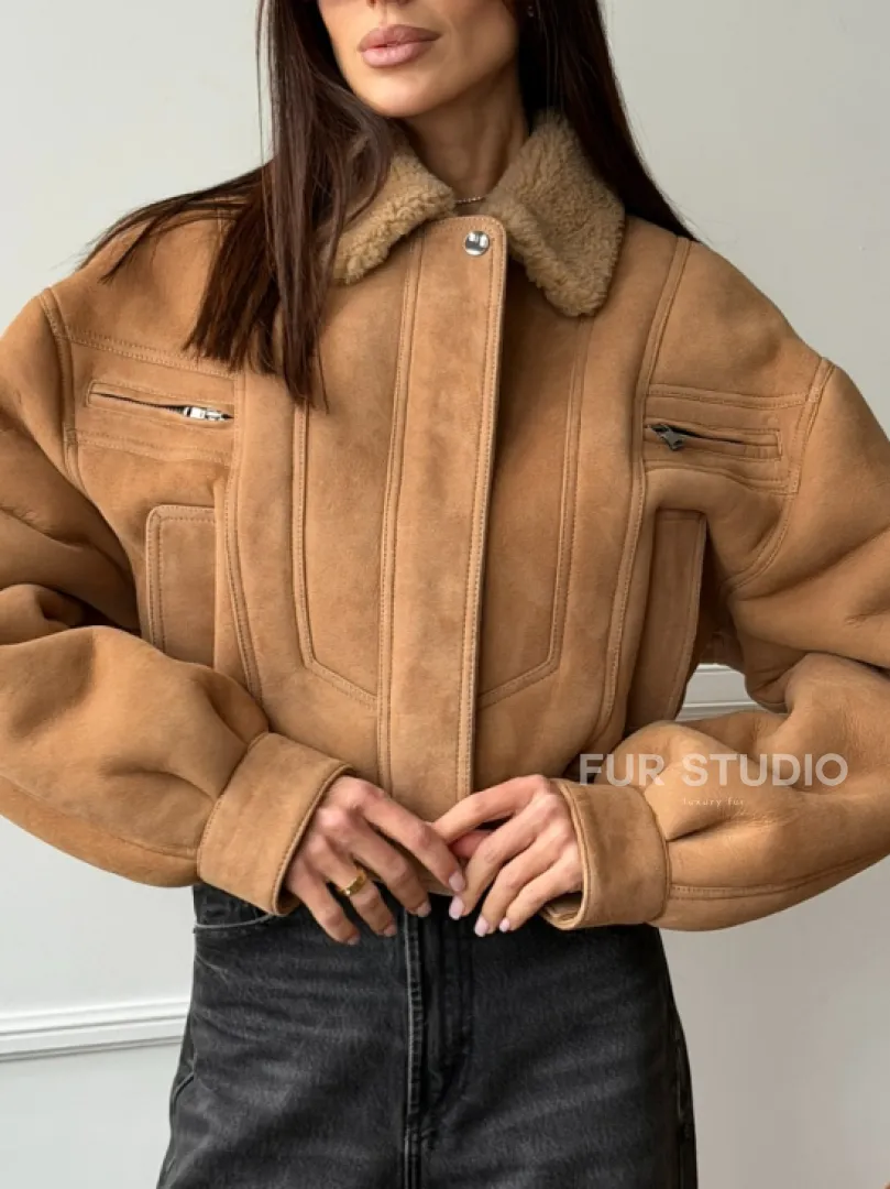 Зимняя женская дубленка - бомбер - фото 2