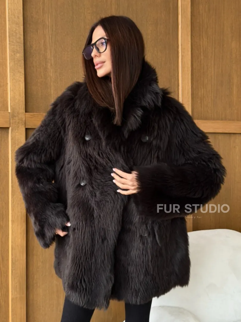 Двухсторонняя коричневая дубленка