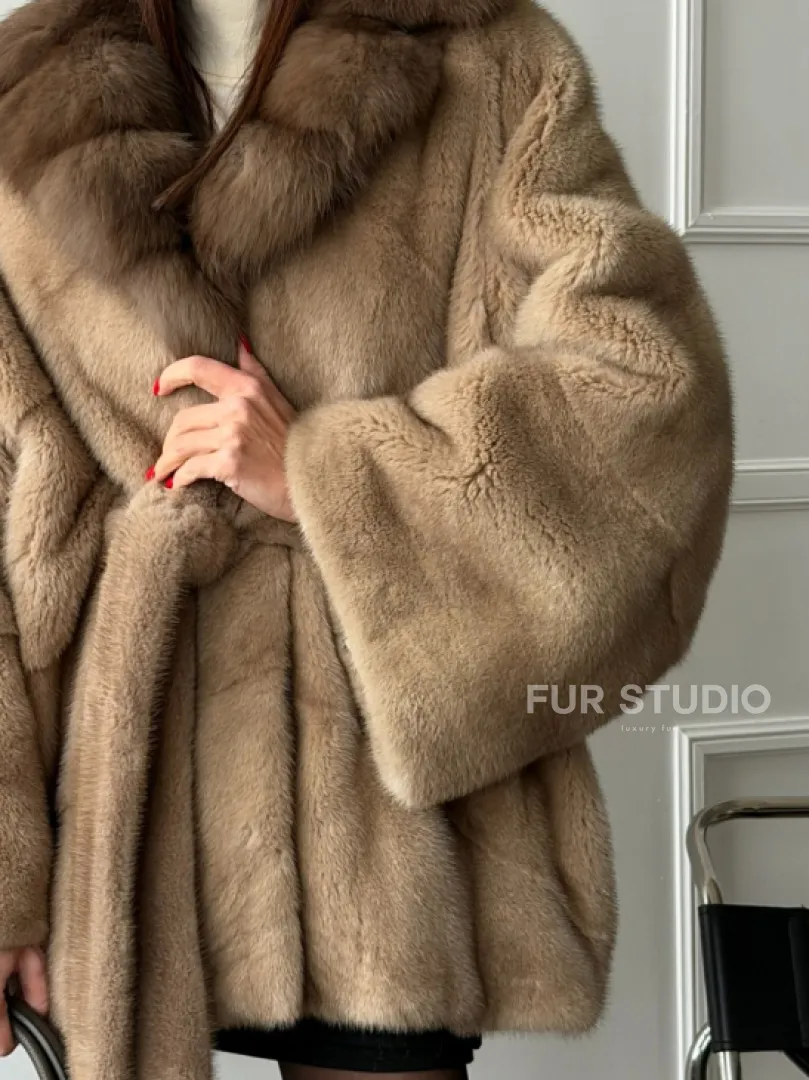 Pastel шуба летучая мышь - воротник куница