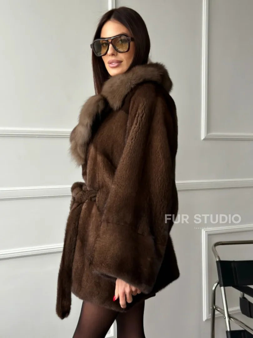 Полушубок автоледи норковый - воротник куница