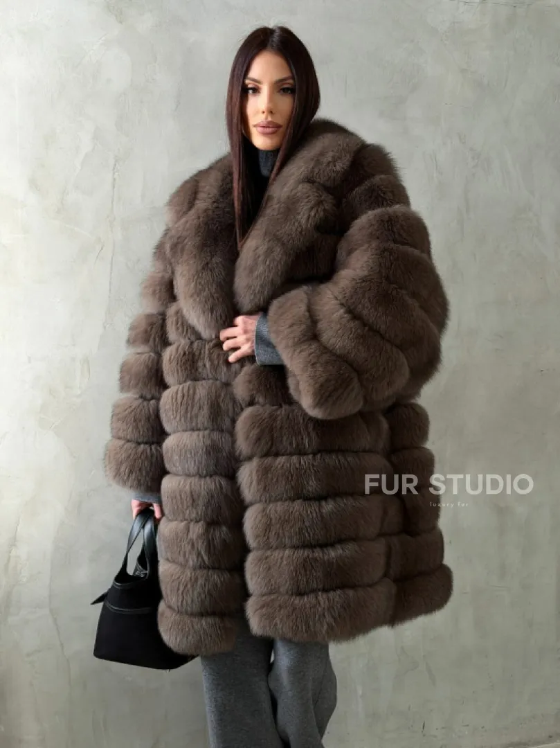 Шуба из песца под соболь - английский воротник