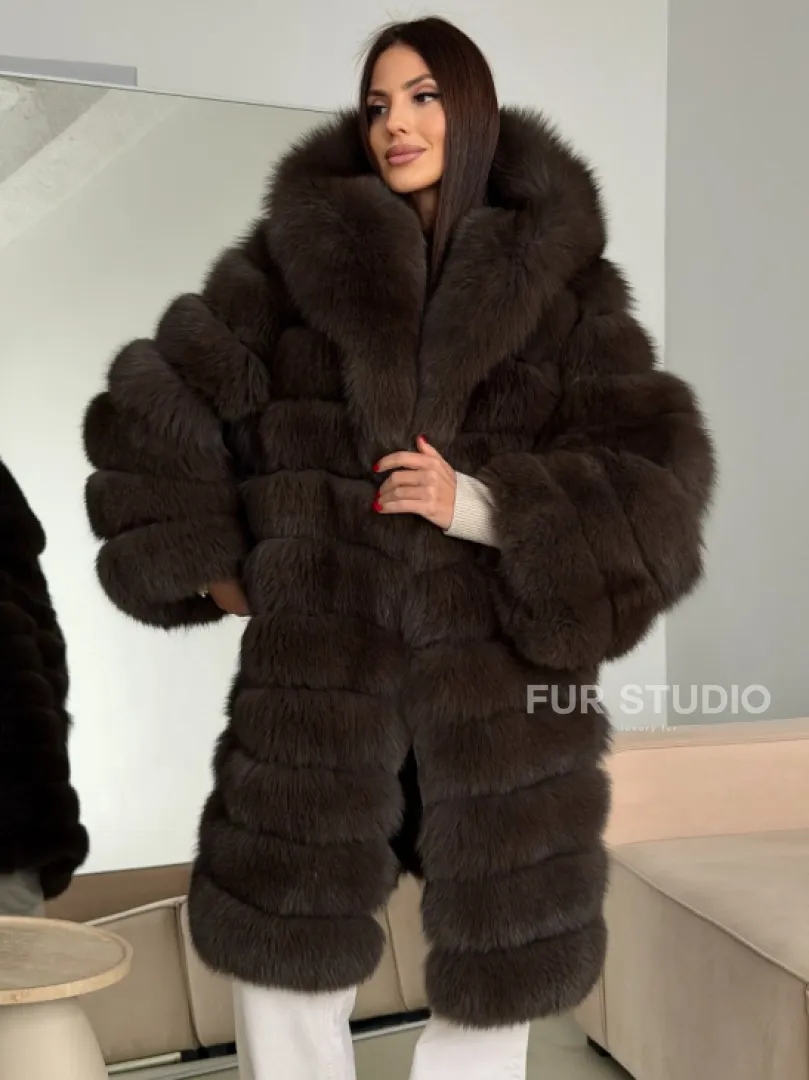 Шуба из песца с капюшоном