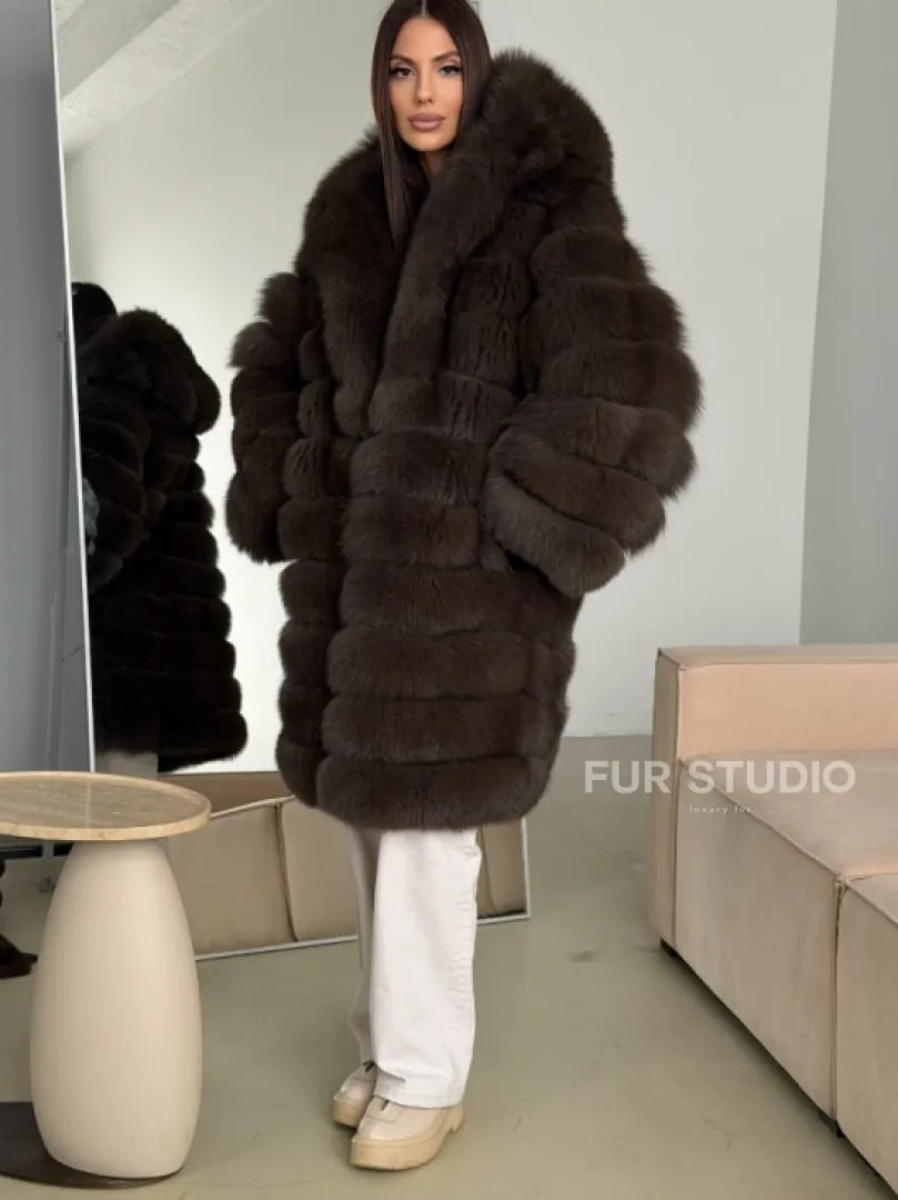 Шуба из песца с капюшоном