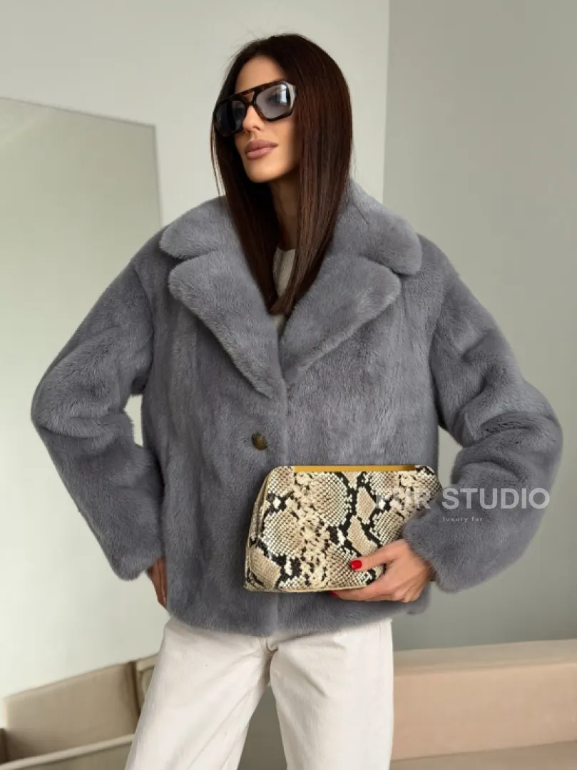 Короткая норковая шуба автоледи