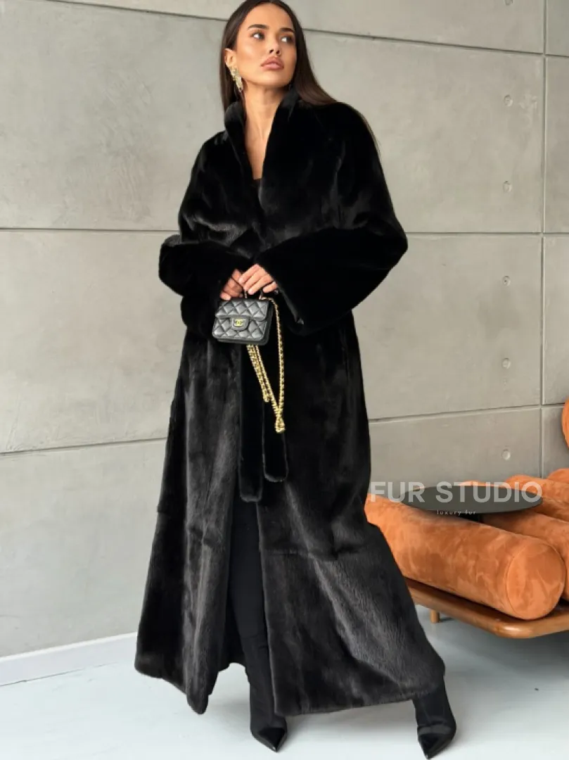Длинная черная шуба из меха норки Saga furs - фото 2