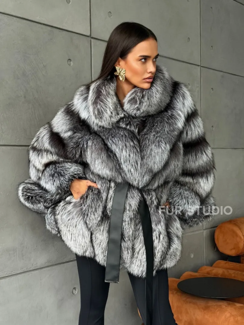 Шуба из чернобурой лисы 