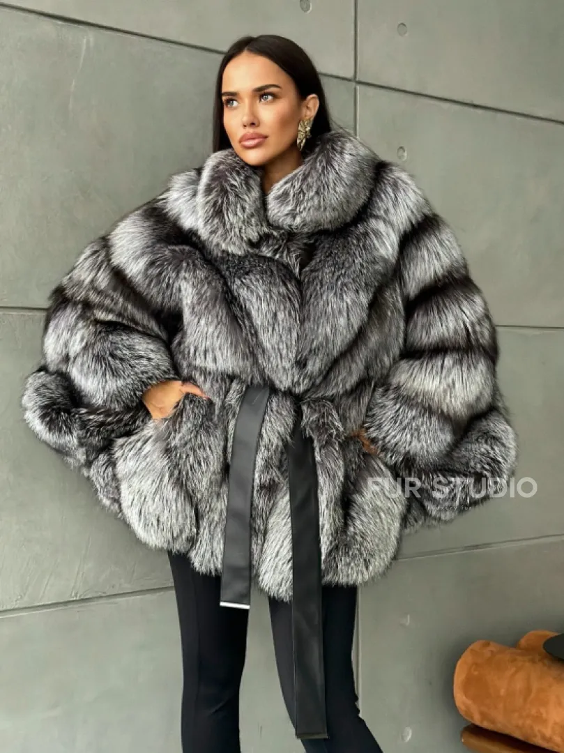 Шуба из чернобурой лисы 