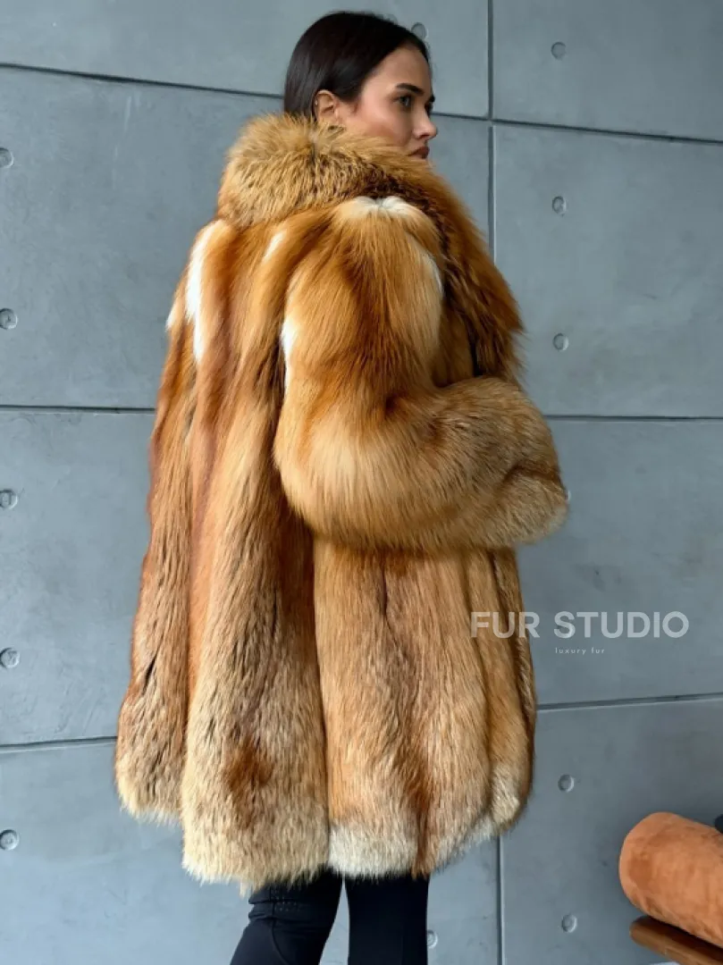 Шуба из натурального меха лисы - фото 4