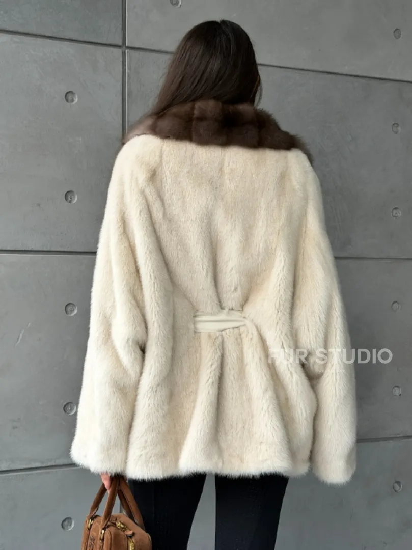 Светлая норковая шуба oversize - воротник куница - фото 9