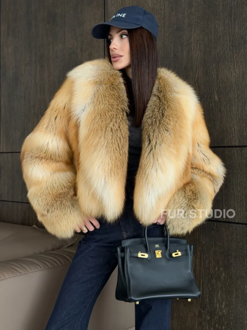 Полушубок-кроп с большим шалевым воротником из меха лисы Golden Sunrise