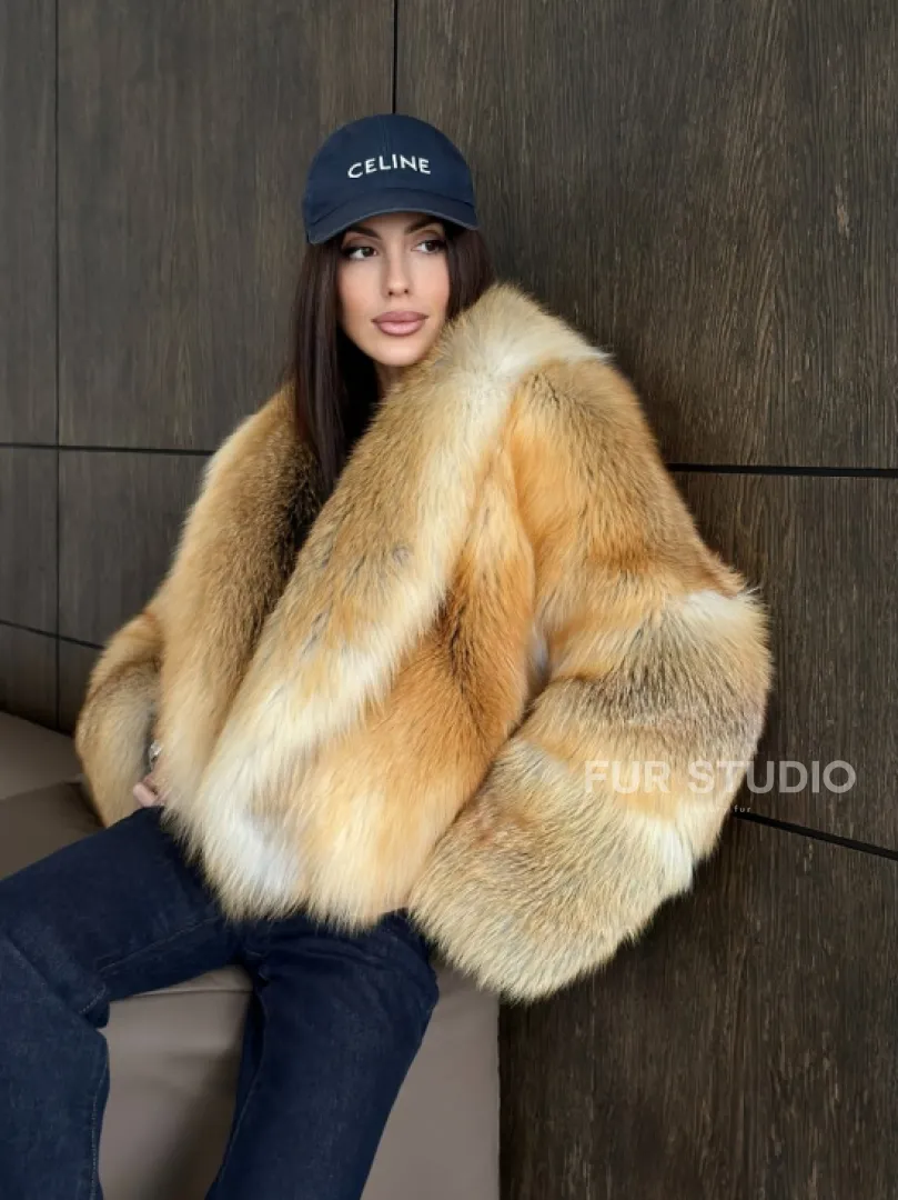 Полушубок-кроп с большим шалевым воротником из меха лисы Golden Sunrise - фото 9