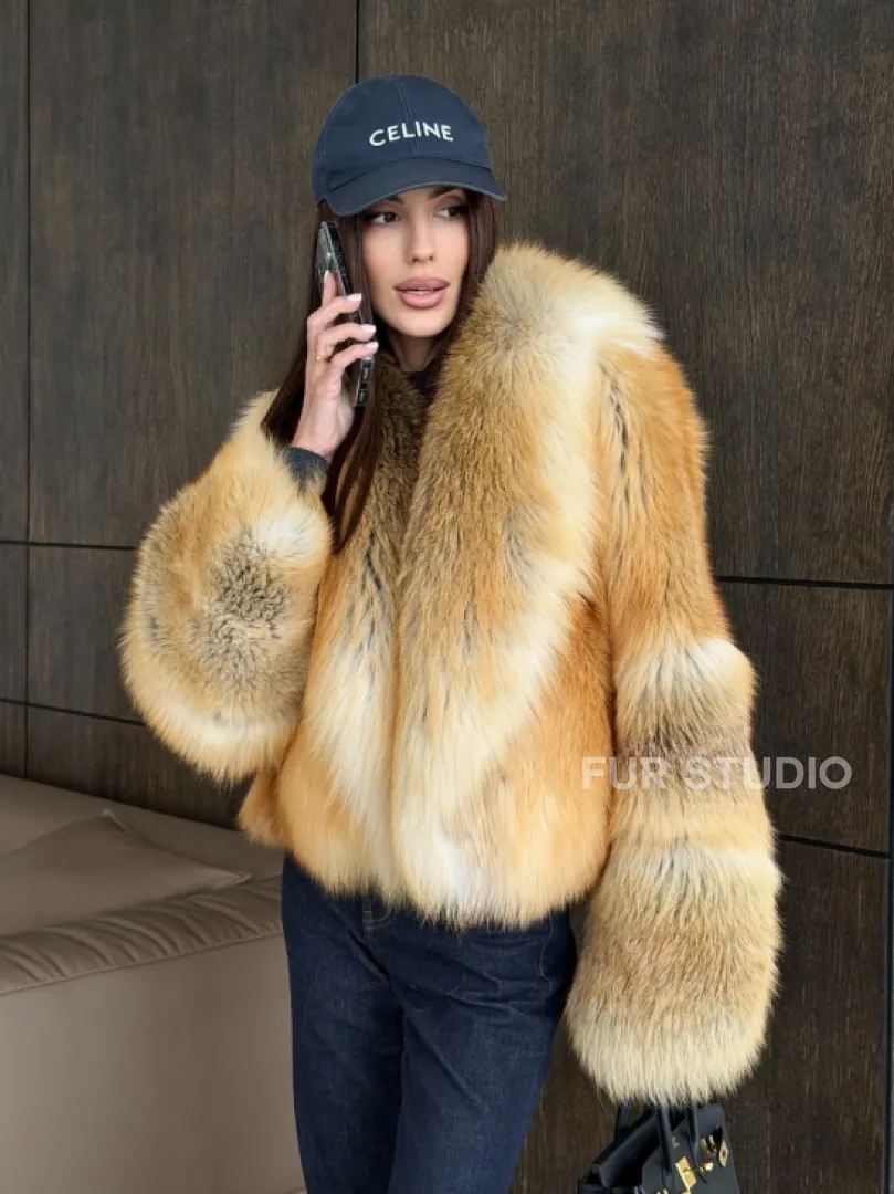Полушубок-кроп с большим шалевым воротником из меха лисы Golden Sunrise - фото 7