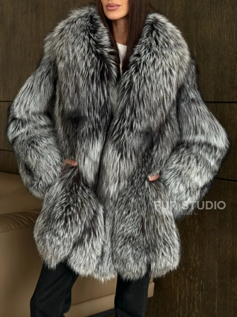 Женская шуба из чернобурки - фото 4
